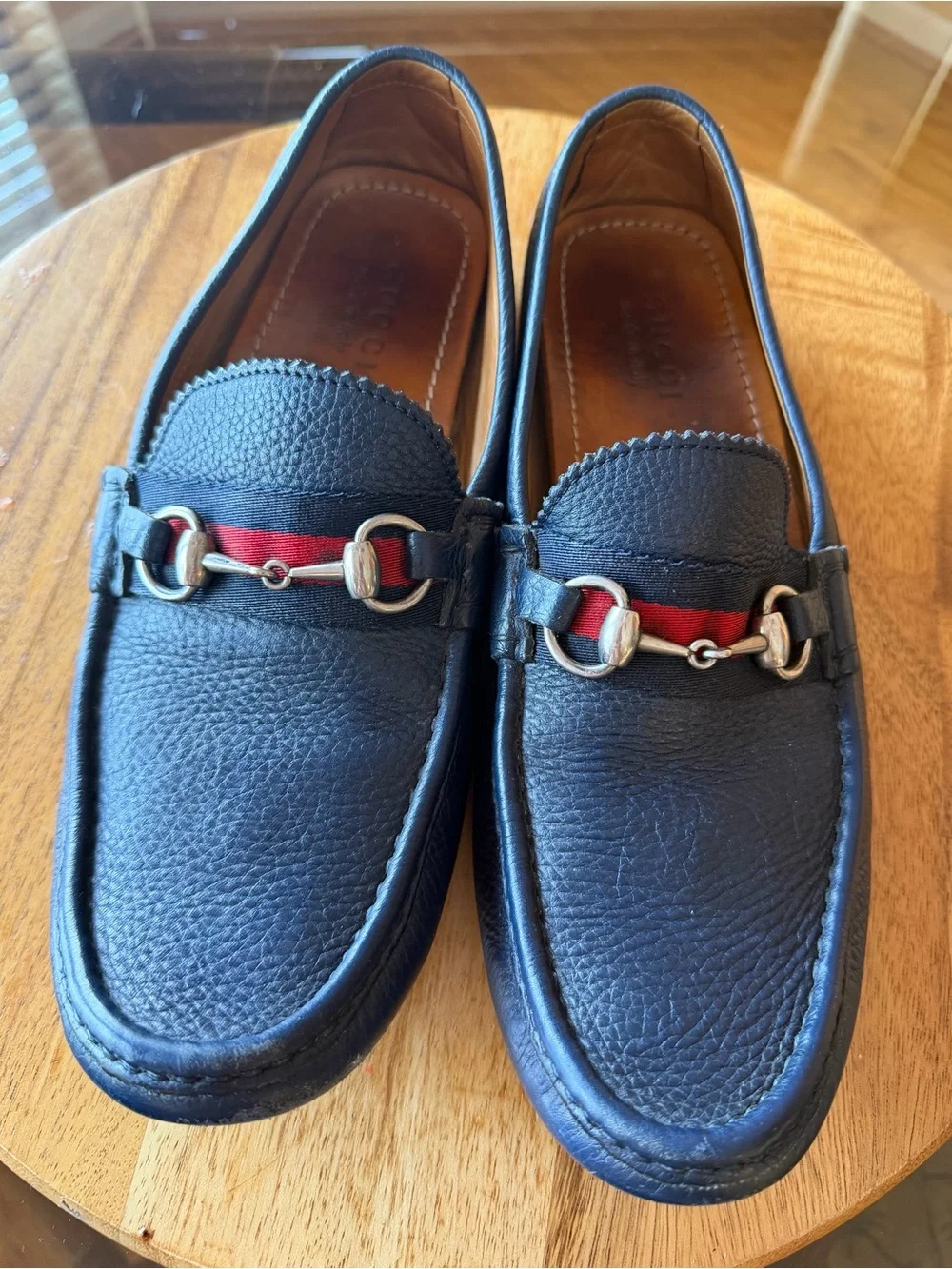 Gucci Men's Navy Leather Horse Bit Loafers Driving Shoes with Red Accent Sz 8